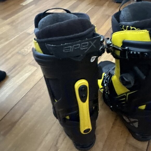 APEX MC X BOA Lacing Comfort Walking and Solid Skiing Size 26 - Picture 4 of 16